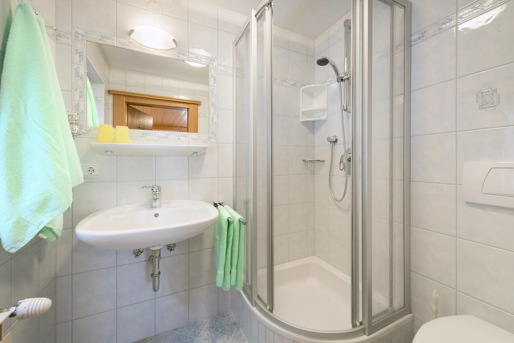 Apartmán Haus Meneweger Flachau Pokoj fotografie